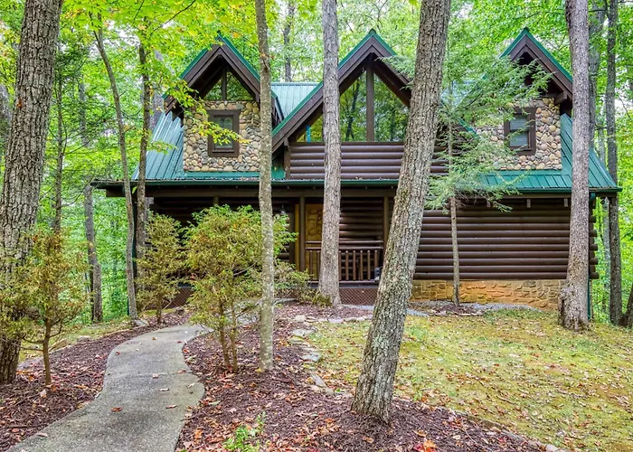 Free Attraction Tickets-Rise N Shine 3Br Cabin With Hot Tub, Pool Table-Arcade Game Gatlinburg